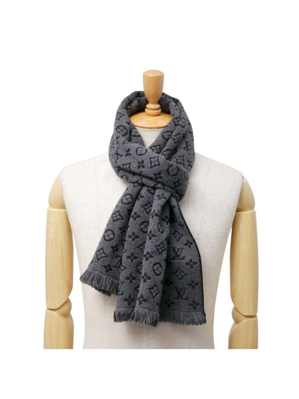 Louis Vuitton Monogram Classic Shawl Scarf Wool Fringe